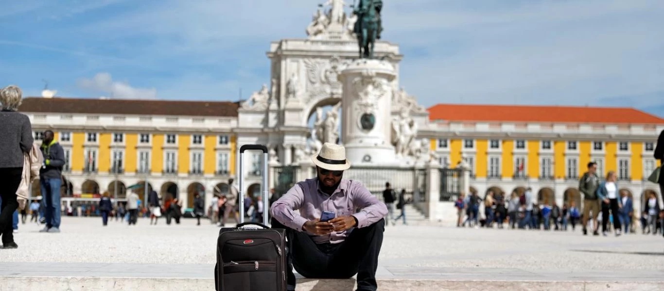 Πορτογαλία: Μοιράζει κουπόνια στους τουρίστες - «Μην ακυρώσετε, αναβάλλετε»